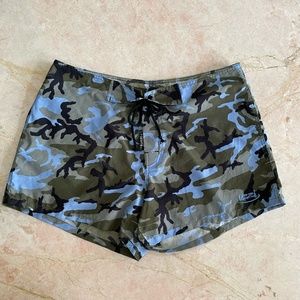 Uzzi Vintage 90s Bordshorts | Swim shorts | Camo print